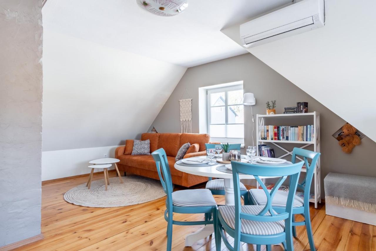 Alice Backyard-Holiday Home And Spa 페르누 외부 사진