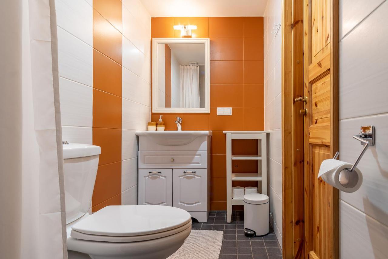 Alice Backyard-Holiday Home And Spa 페르누 외부 사진