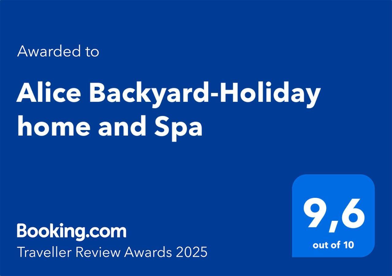 Alice Backyard-Holiday Home And Spa 페르누 외부 사진